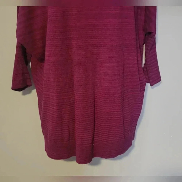 Express Womens Pullover Top Dolman Sleeve Open Knit Sz. Sm dark fuchsia w stripe - Picture 3 of 9